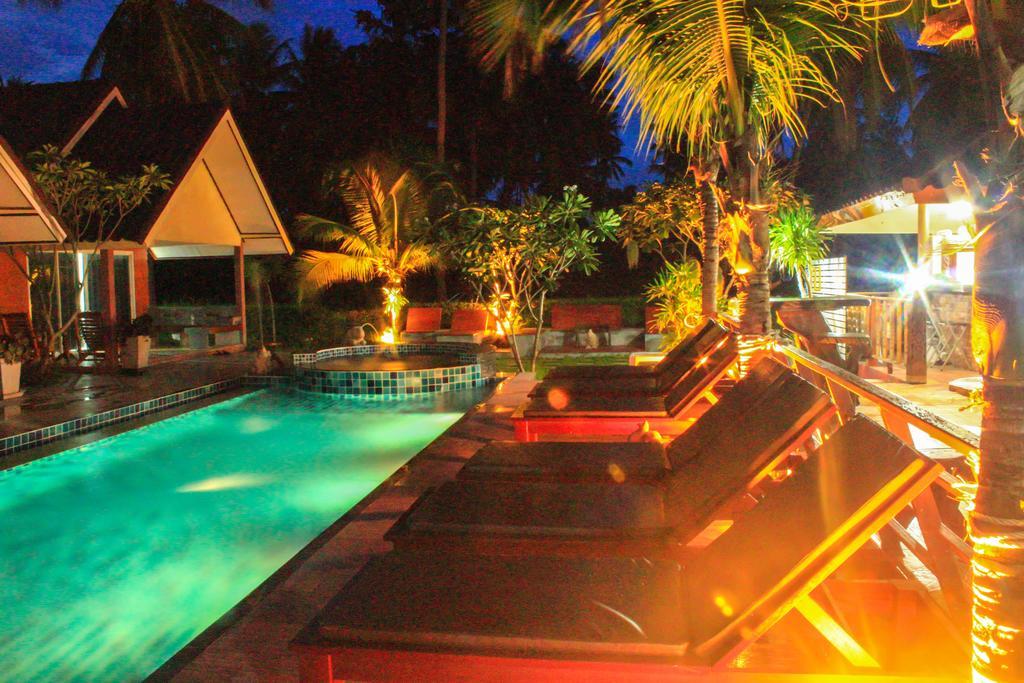 Sunrise Resort Bang Saphan Ngoại thất bức ảnh