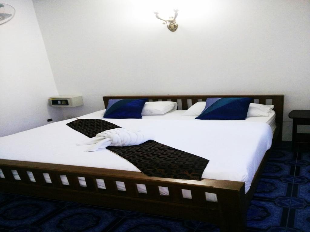 Sunrise Resort Bang Saphan Ngoại thất bức ảnh