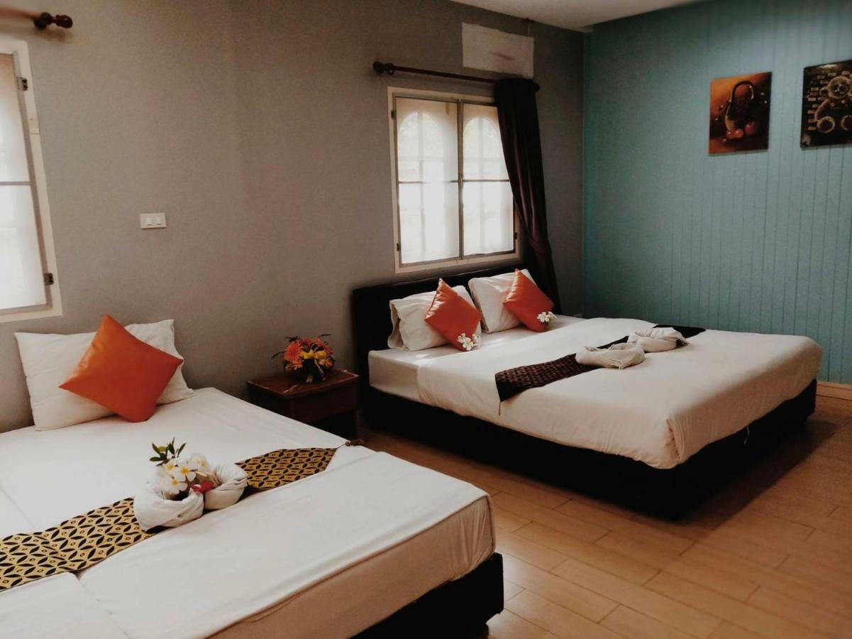 Sunrise Resort Bang Saphan Ngoại thất bức ảnh